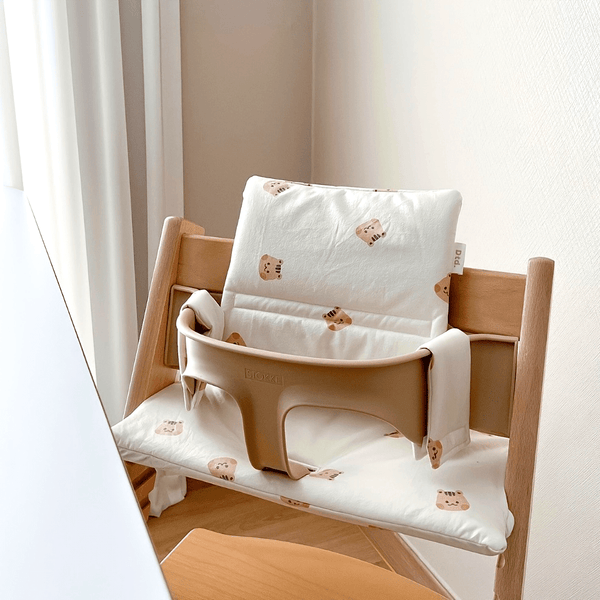 Non-Slip Baby Dining Chair Cushions – Soft Autumn & Winter Seat Pads for Safe, Comfortable Feeding Time