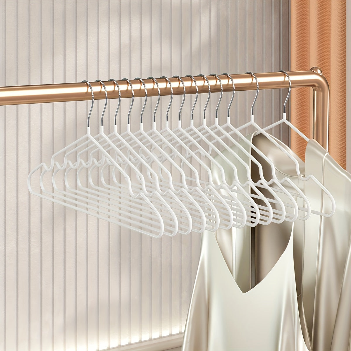 50-Pack Plastic-Coated Clothes Hangers – Durable, Waterproof, Anti-Slip Adult Wardrobe Hangers – Ideal for Daily Use, Christmas Gifts & Holiday Organizing