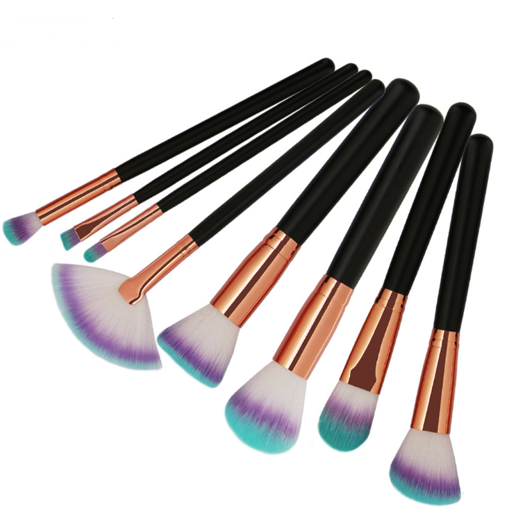 MAANGE Makeup Brushes 8Pcs: Eye Shadow Brush, Foundation Brush, Powder, Liquid, Cream Cosmetics Brushes Kit. Eye Brow Brush with Makeup Sponge and Cloth Bag