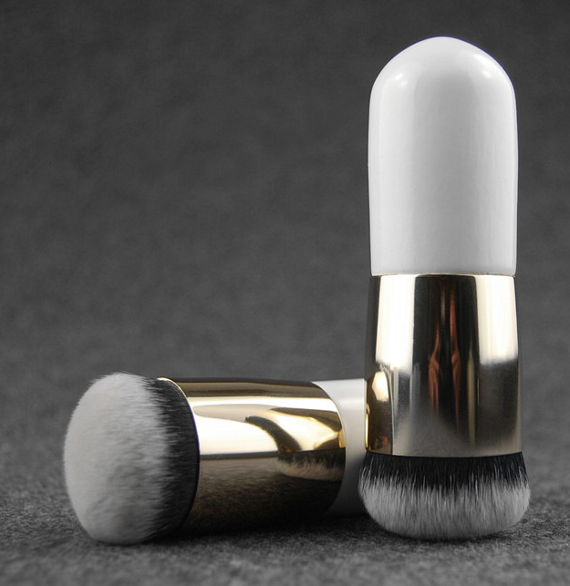 1-pc New Chubby Pier Foundation Brush: Flat Cream Makeup Brush Professional Cosmetic Makeup Tool