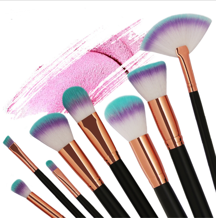 MAANGE Makeup Brushes 8Pcs: Eye Shadow Brush, Foundation Brush, Powder, Liquid, Cream Cosmetics Brushes Kit. Eye Brow Brush with Makeup Sponge and Cloth Bag