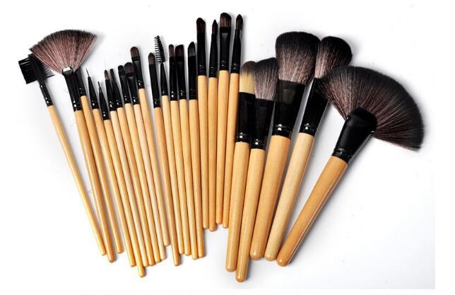 MUJGAN 24-Pcs Professional Makeup Brush Set with Leather Bag (Bamboo)