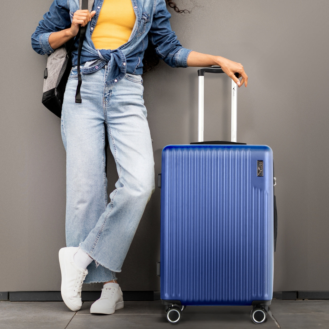 LUGG 65 x 25 x 44cm Vacay Suitcase ABS Luggage with TSA Indent Lock, Aluminium Trolley Handle, 360° Spinner Wheels, Water-Resistant & Durable Material - Airline Compatible (24inch)