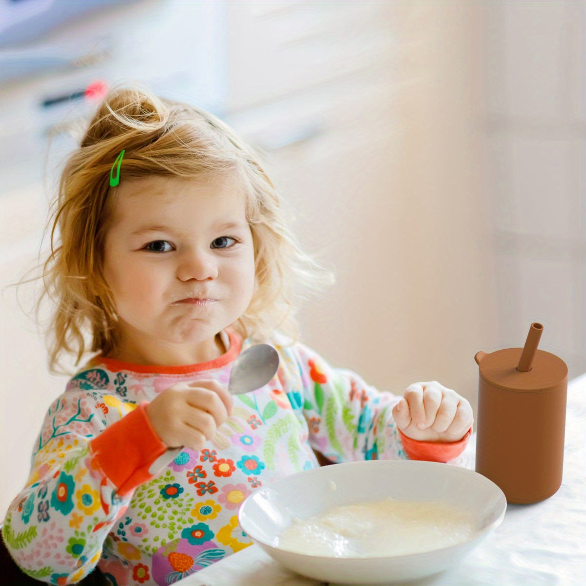 1-Pack Water Bottle Baby Soft Water Straw Cup Feeding Cup, Food Grade Silicone, Unbreakable, Easy Grip, Leak Proof, Reusable, Machine Washable, with Silicone Sippy Straw, for Baby, Camping, Outdoors