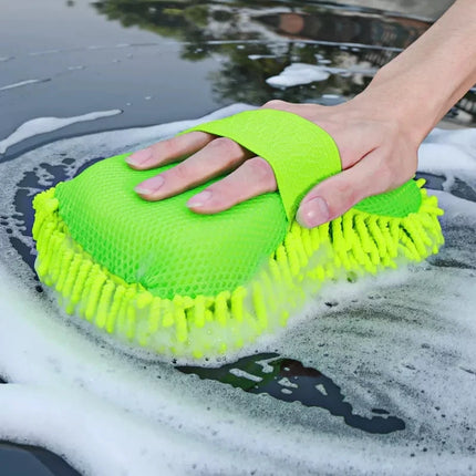 DriveSilk Car Care Kit Microfiber Wash Sponge Gloves Auto Detailing Cleaning Set