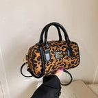 black Shoulder bag