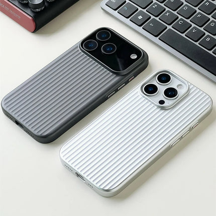 MagSafe 3D Stripe Phone Case iPhone 17–14 Pro Max Shockproof Matte Wireless Charge Cover