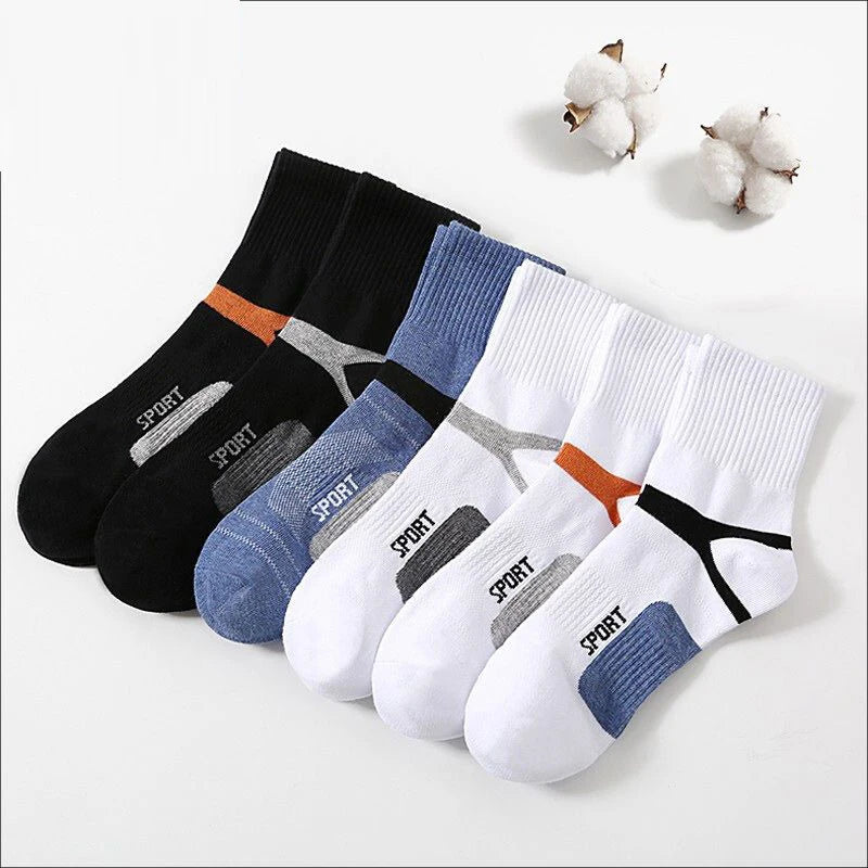 10 Pairs High-Quality Black Sports Cotton Socks: Ideal for casual runs in spring and summer, featuring a mesh thin design for breathability and comfort.