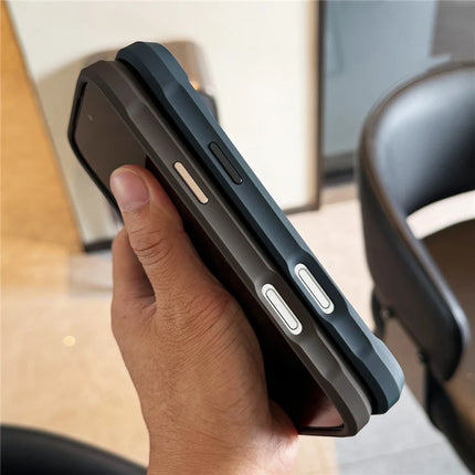 MagSafe Carbon Fibre Woven Case for iPhone 17 Pro & Pro Max
