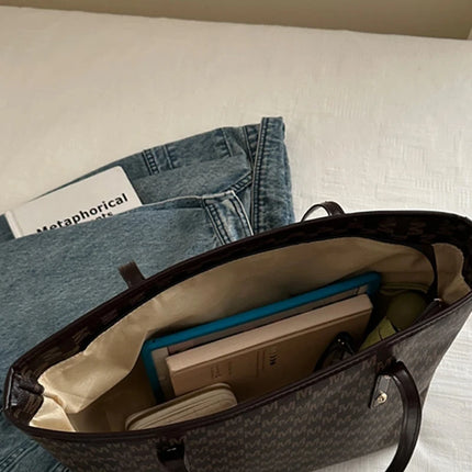 Large capacity OKEYWOW shoulder bag with letter print, luxury tote and retro clutch design, ideal for commuting and daily use.