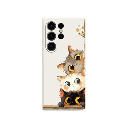 Samsung Galaxy phone with OKEYWOW watercolor TPU shockproof cat mouse case, protective cover for S21 to S25 series.
