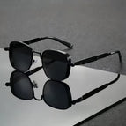 C4 black gray