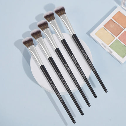 Velora Beauty 5pcs Makeup Brush Set Foundation Concealer Contour Blush Soft Fiber Tools