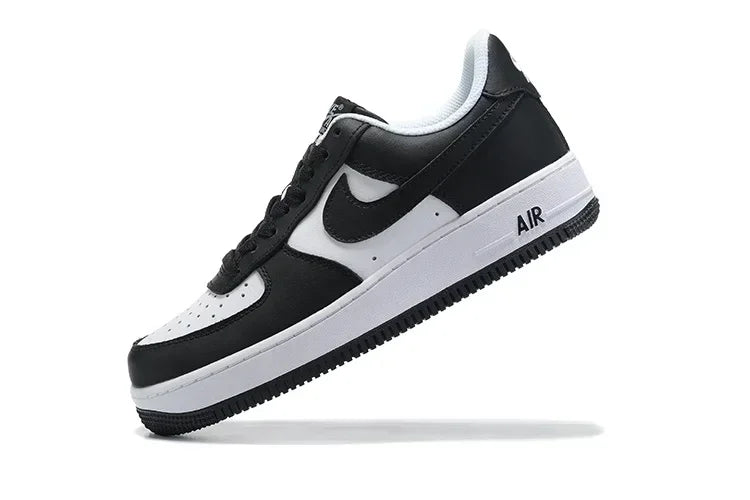 Original New Arrival Lightweight NIKE Air Force 1 Skateboarding Shoes: Comfortable unisex sneakers, perfect for men and women. Featuring style code BV0740-101.