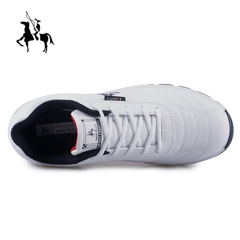 New Outdoor Leather Casual Sneakers for Men: Fashionable and sporty, these large size shoes offer style and comfort for outdoor activities.