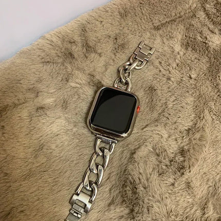 Silicone Apple Watch case and bumper protector for Series 9 to 3 SE in 38mm to 46mm sizes, featuring a sleek, durable design.