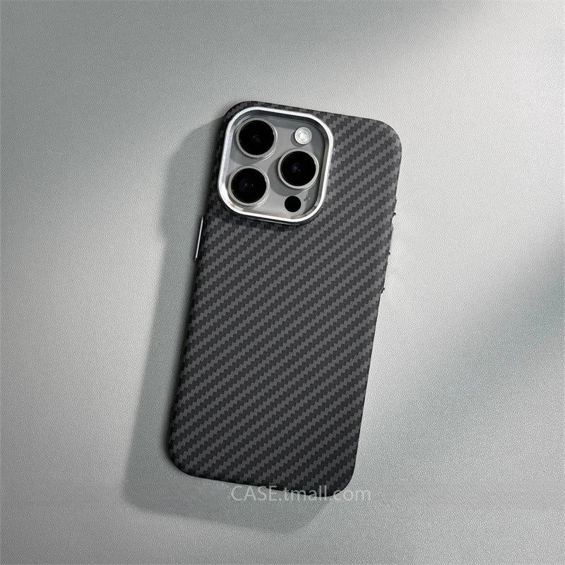 Relief Carbon Fiber MagSafe Case for iPhone 15 Pro Max 16 17 Pro Phone Cover Camera Metal Lens Protective Shell Hard PC Fundas