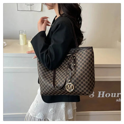 Large capacity OKEYWOW shoulder bag with letter print, luxury tote clutch, retro commuter bag for everyday use