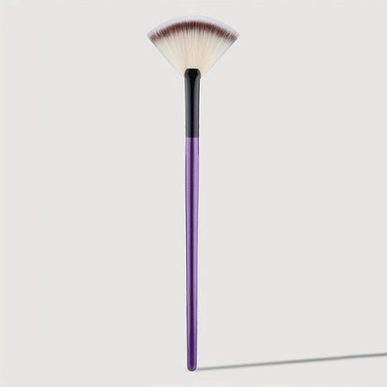 GlowFan Highlight & Contour Makeup Brush for Face