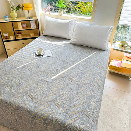 Soft, breathable printed bed sheet from OKEYWOW, perfect for all-season bedding in bedroom or guest room.