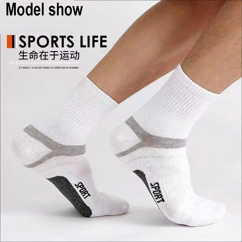 10 Pairs High-Quality Black Sports Cotton Socks: Ideal for casual runs in spring and summer, featuring a mesh thin design for breathability and comfort.