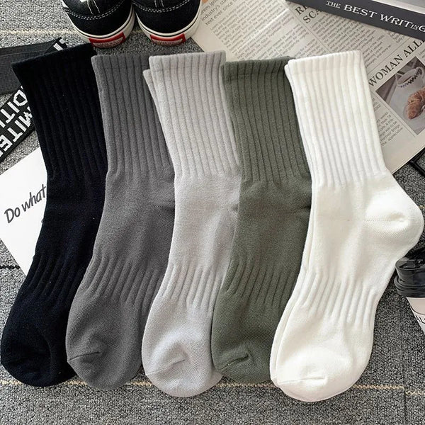 New 5 Pairs Cool Men Black White Warm Socks Set: Autumn Winter Male Solid Color Sport Short Socks.