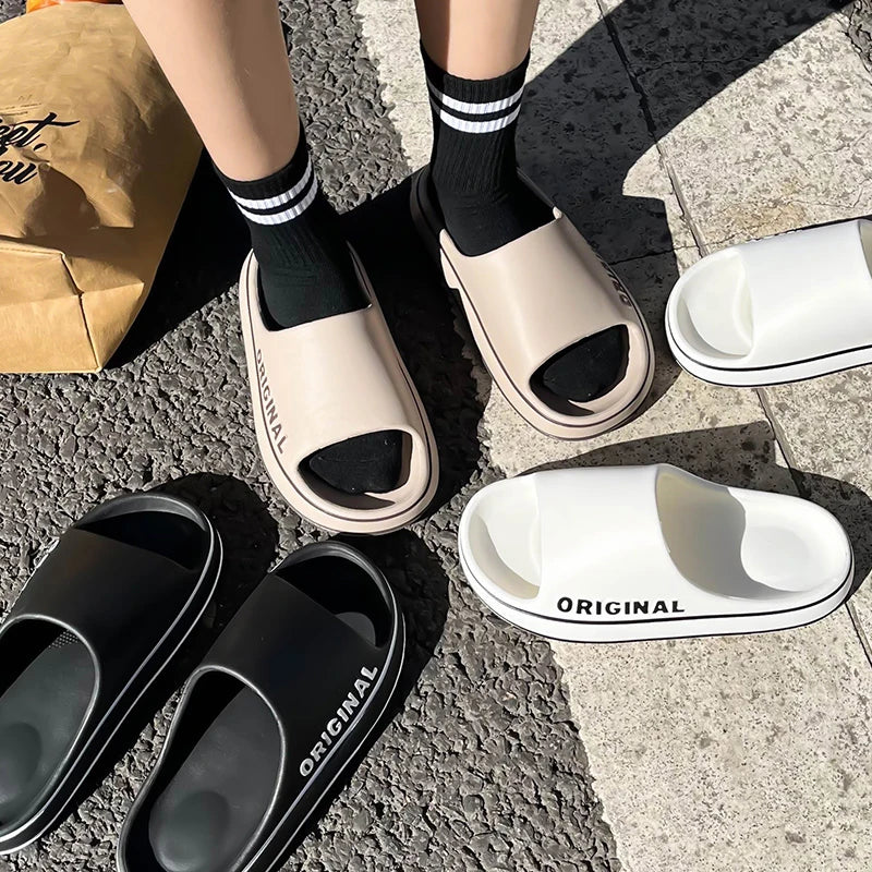 Men Trend New Summer Slippers EVA Soft Bottom Cloud Slides Light Beach Shoes Suitable Indoor and Outdoor