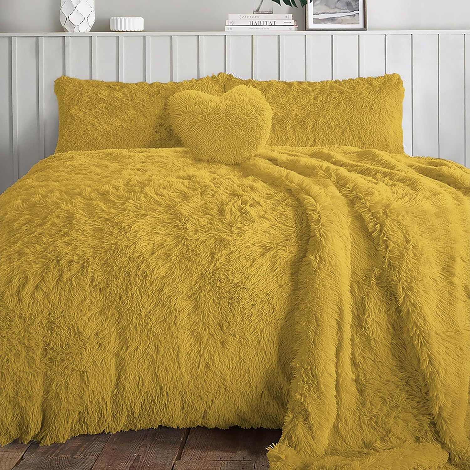 4B Alaska Long Fur Duvet Cover – Premium Teddy Fleece Bedding Available in Four Sizes – Soft, Cozy & Fluffy. Easy Care and Stylish Home Décor Choice.