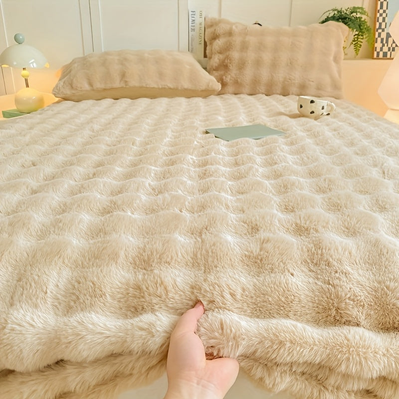 Rabbit Fur-Like Plush Fitted Sheet with 11.8" Deep Pocket (30-34cm) - Thickened Winter Bedspread, Anti-Slip Mattress Protector, Soft Fluffy Bed Cover for Queen/King/King Size Beds, Hotels, Dorms - Machine Washable Luxury Bedd