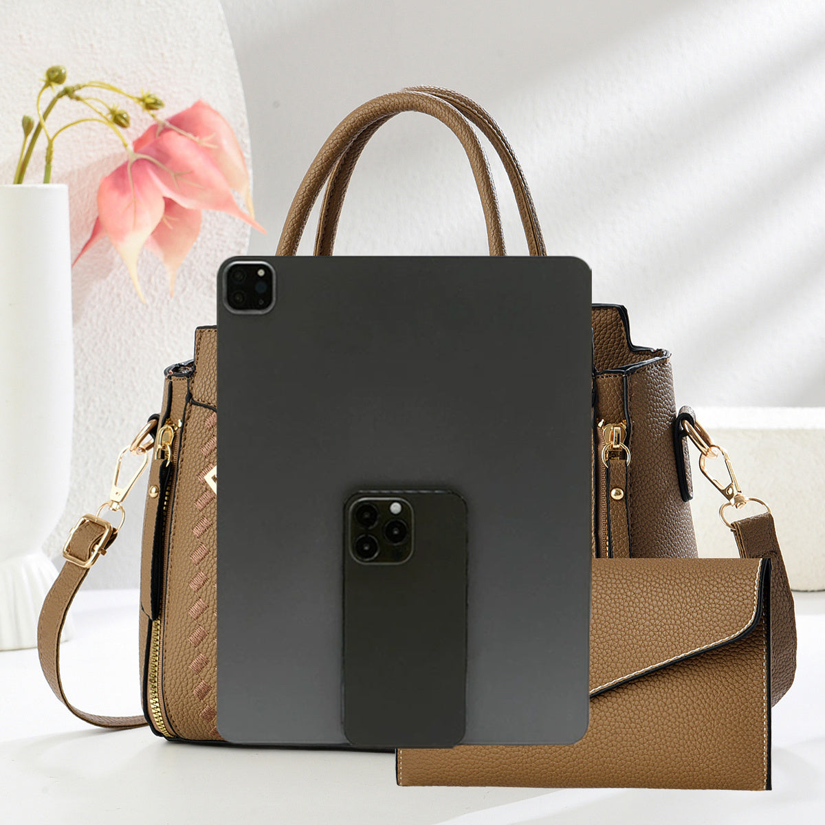 CHROSGEKEIDI Women's Large Capacity Quilted  Handbag - Adjustable Crossbody/Shoulder Bag with Zipper Closure, Elegant Purse for, Travel, Parties, Casual & Formal Events, Durable & Brand Authentic Carry