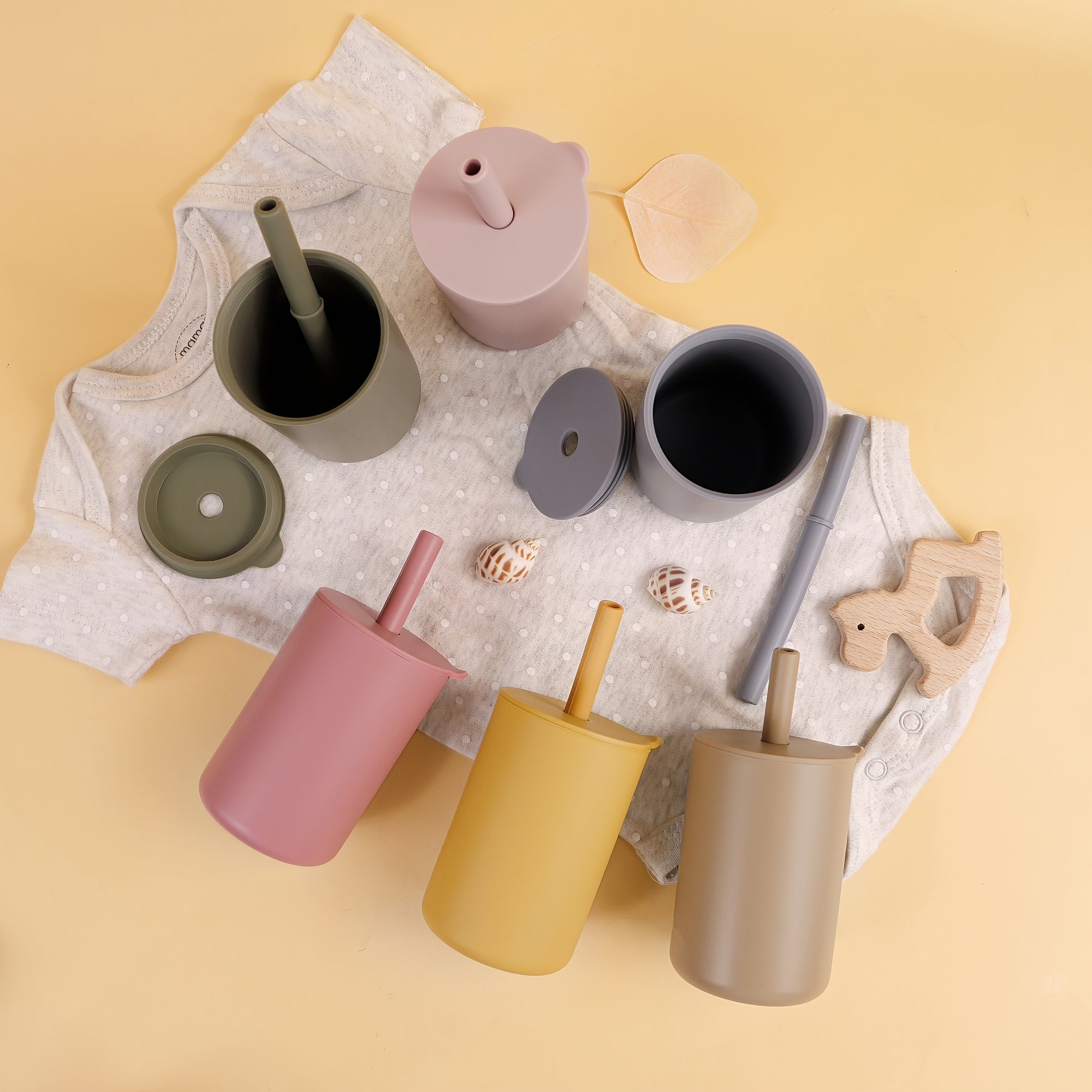 1-Pack Water Bottle Baby Soft Water Straw Cup Feeding Cup, Food Grade Silicone, Unbreakable, Easy Grip, Leak Proof, Reusable, Machine Washable, with Silicone Sippy Straw, for Baby, Camping, Outdoors