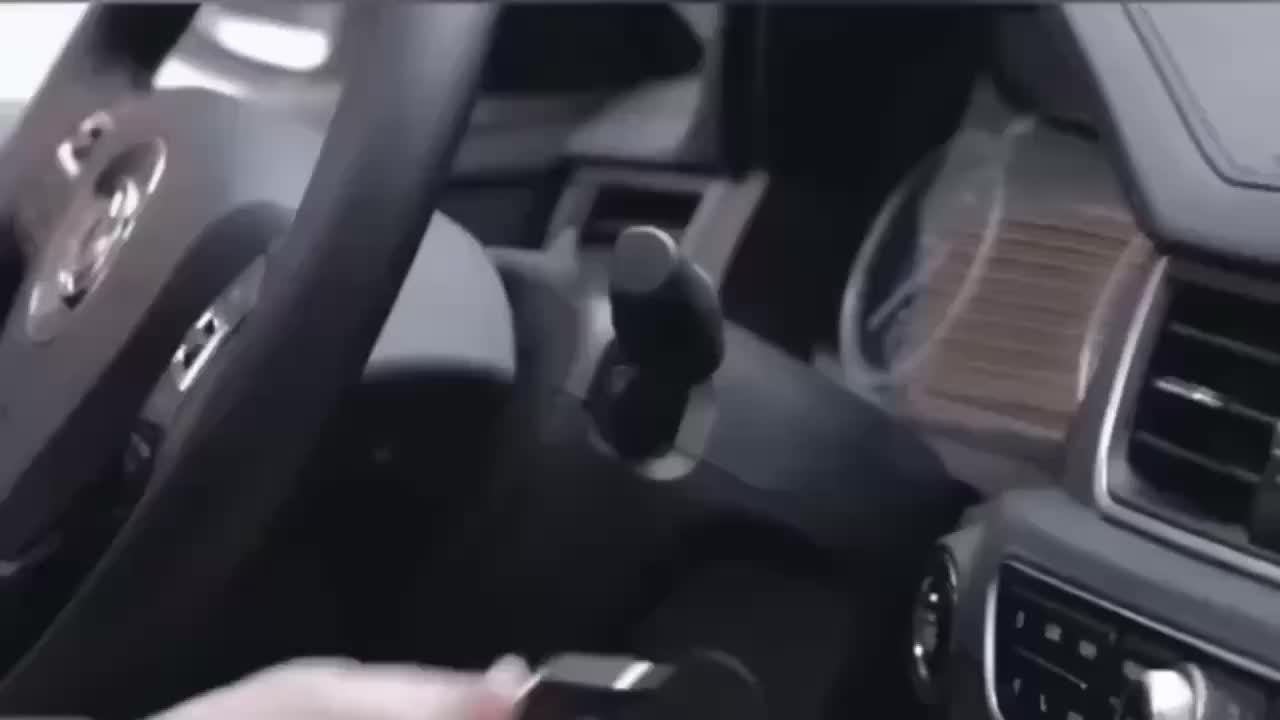 Modern Car Mount, Car Mounting, Rust-Resistant, Perfect for Securely Holding Smartphones in Vehicle, Car Mounts