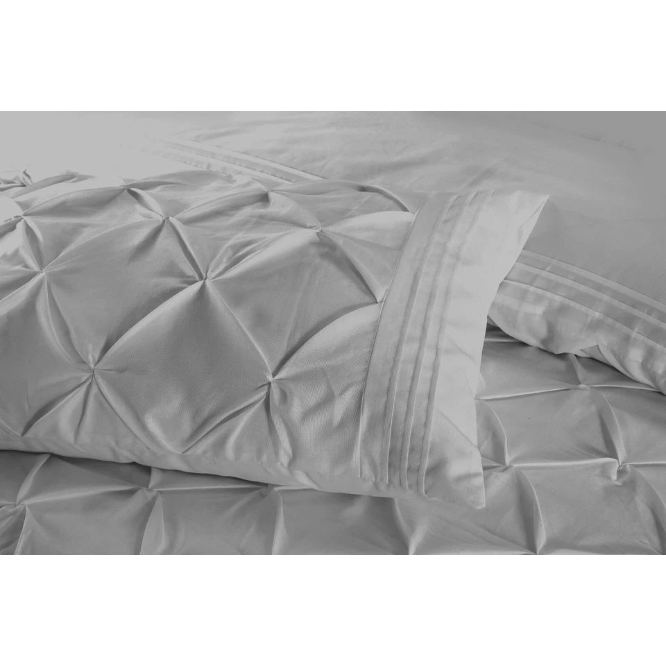 Luxury Pintuck Duvet Cover Set Double King Super King Soft Microfiber Pinch Pleat Bedding Set with Pillowcases White Silver Charcoal Pink