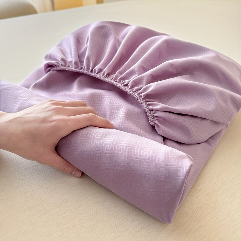 Simple Style Full Wrap Fitted Sheet Mattress Protector Cover, Light Beige-Friendly Comfortable Embossed Design, Non-Slip Fixed Positioning All-Season Machine Washable Without Pillowcase or Cushion